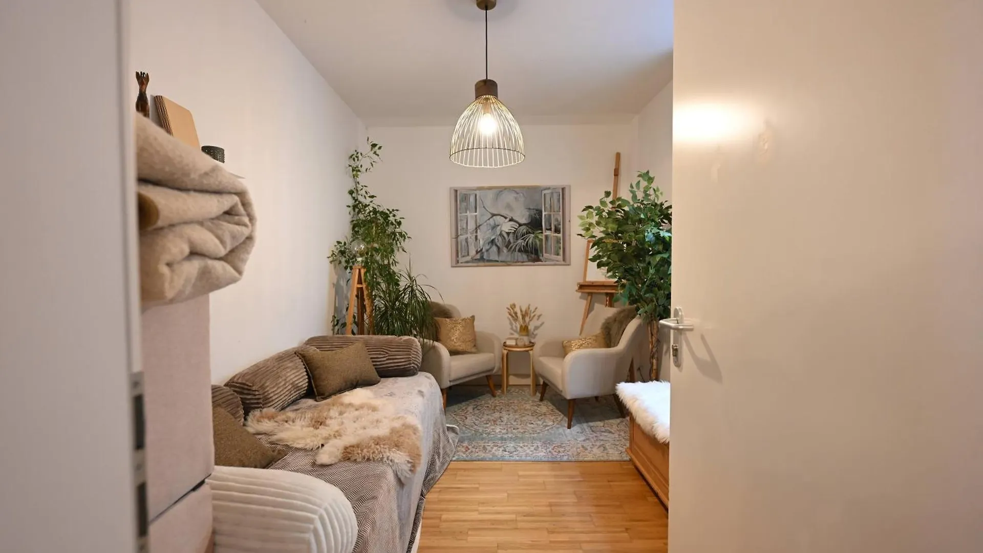 Апартаменты Atelier Leonhardszimmer - Tolle Location In Stuttgarter Innenstadt Германия