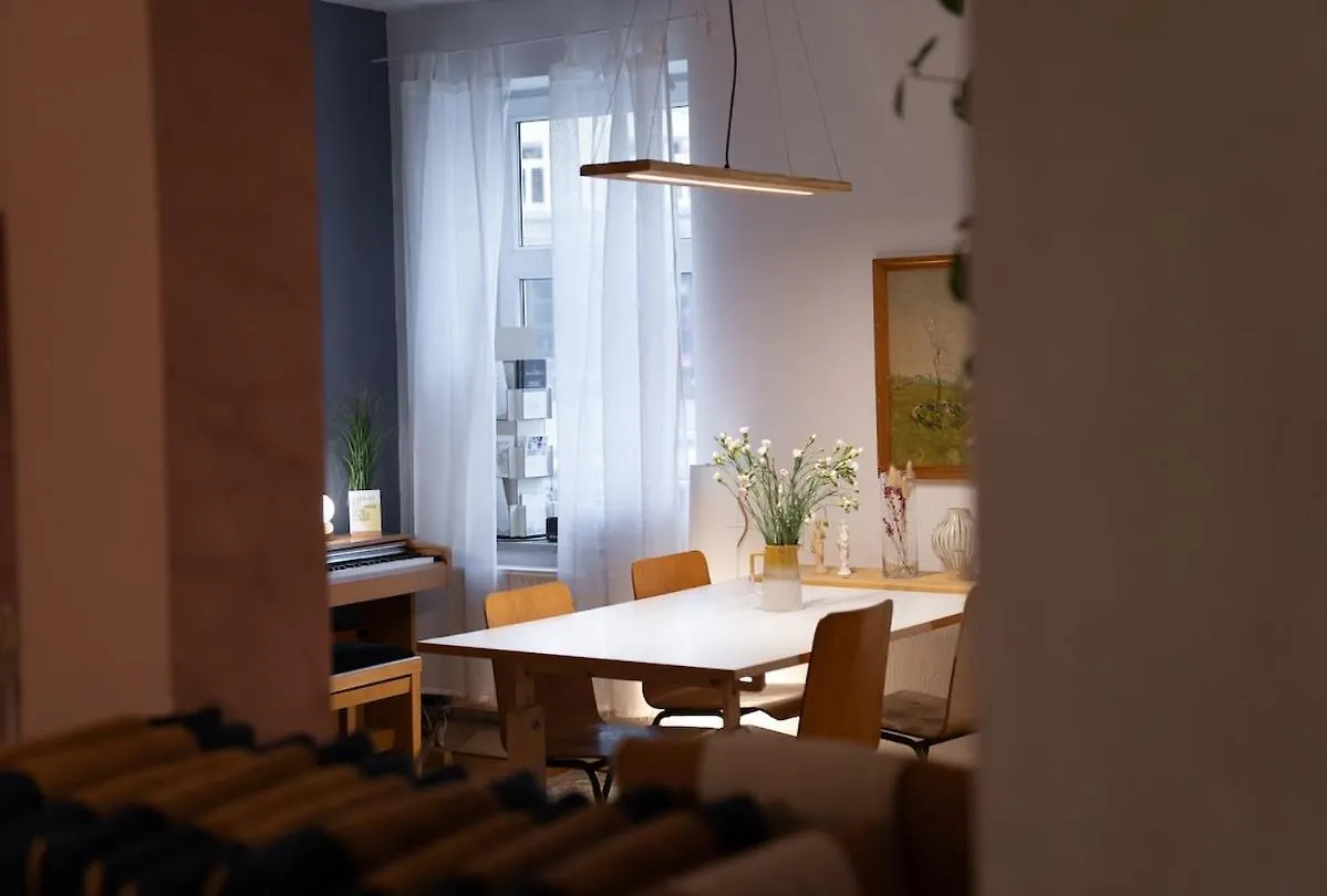 Atelier Leonhardszimmer - Tolle Location In Stuttgarter Innenstadt