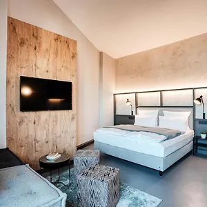 4* Appart hôtel Cloud No7 Lofts